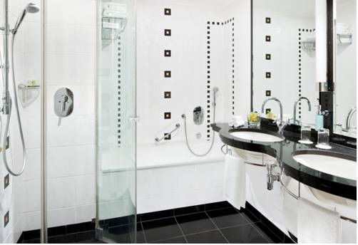 Фото The Westin Grand Munich