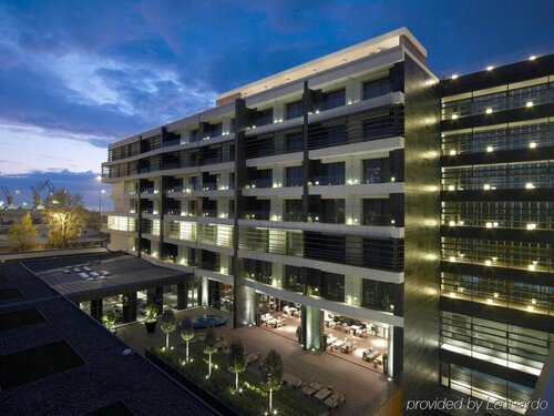 Гостиница The Met Hotel a Member of Design Hotels в Салониках