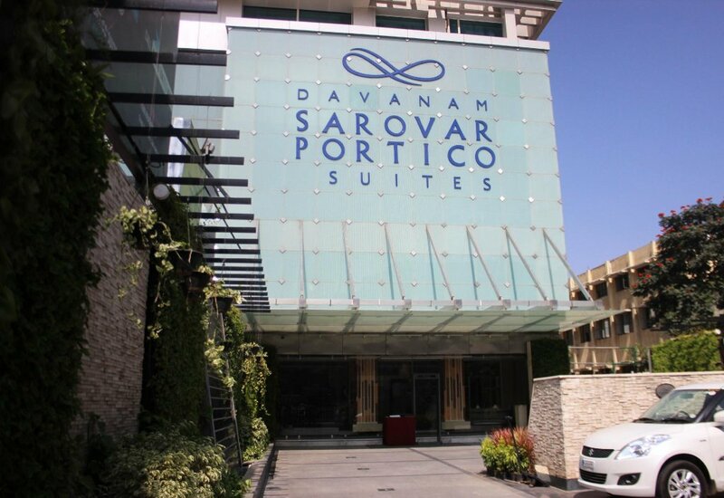Гостиница Davanam Sarovar Portico Suites в Бангалоре