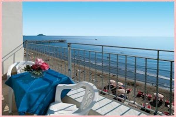 Фото Hotel La Balnearia