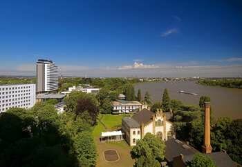 Гостиница Bonn Marriott Hotel в Бонне