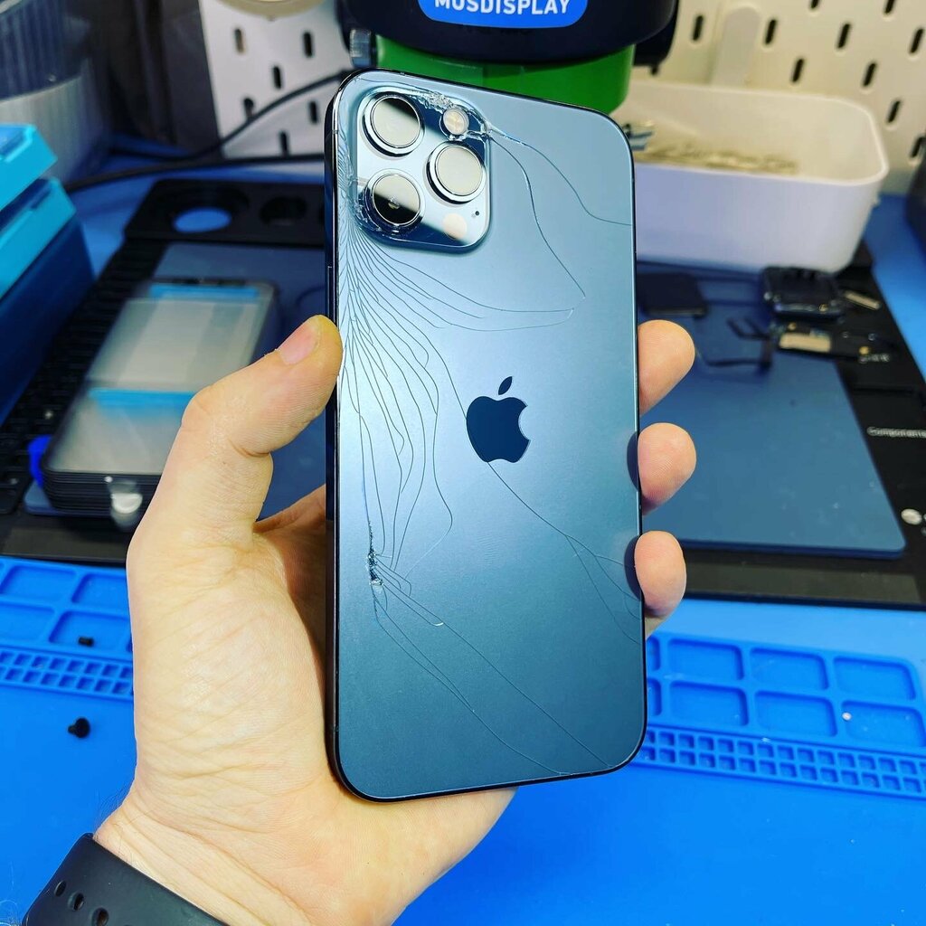 Как заменить заднее стекло на iphone 12