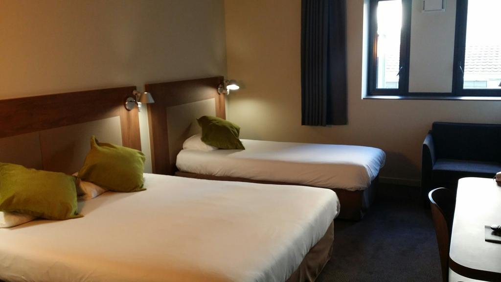 Фото Campanile Nancy Centre - Gare