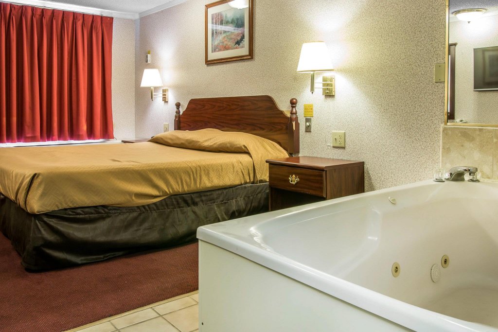 Фото Rodeway Inn