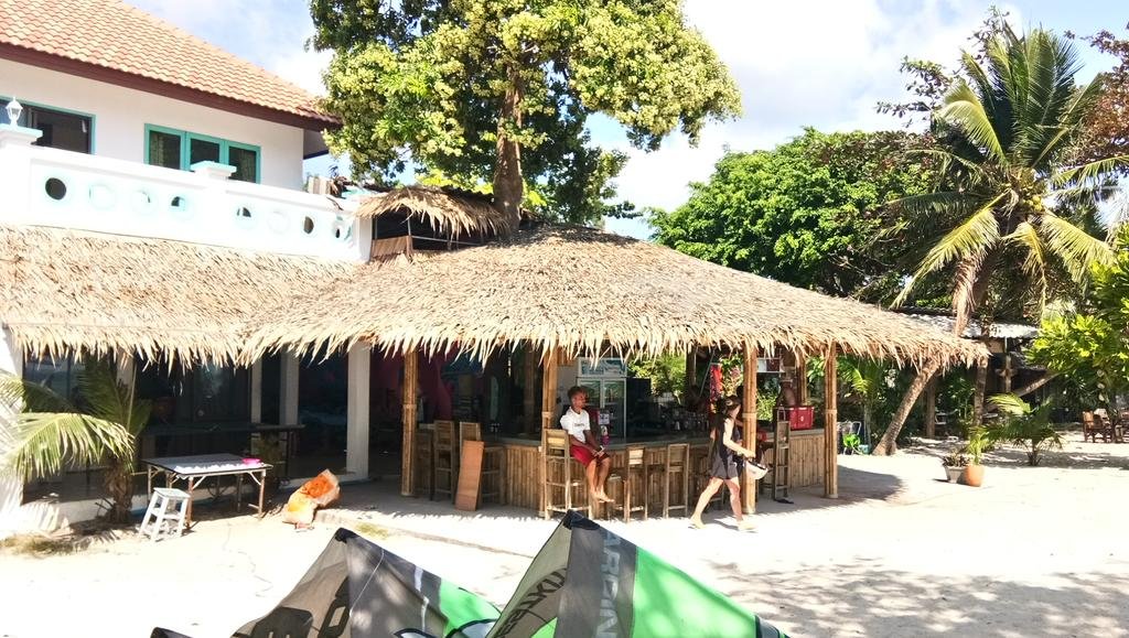 Фото Dancing Elephant Beach Club