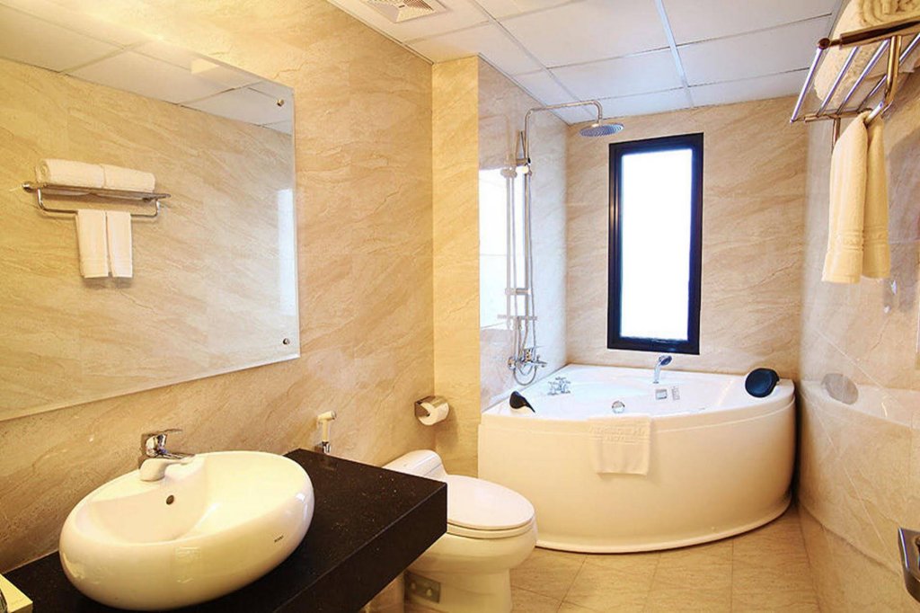 Фото Riverside Hanoi Hotel