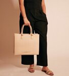 Native (Abu Dhabi, Al Maiyani Street, 1), bags and suitcases store