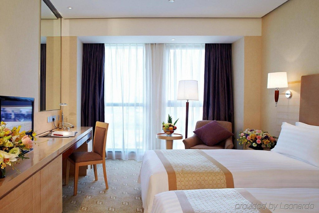 Фото Regal Jinfeng Hotel