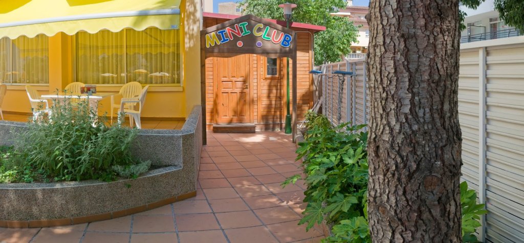 Фото Hotel Ght Oasis Tossa & SPA