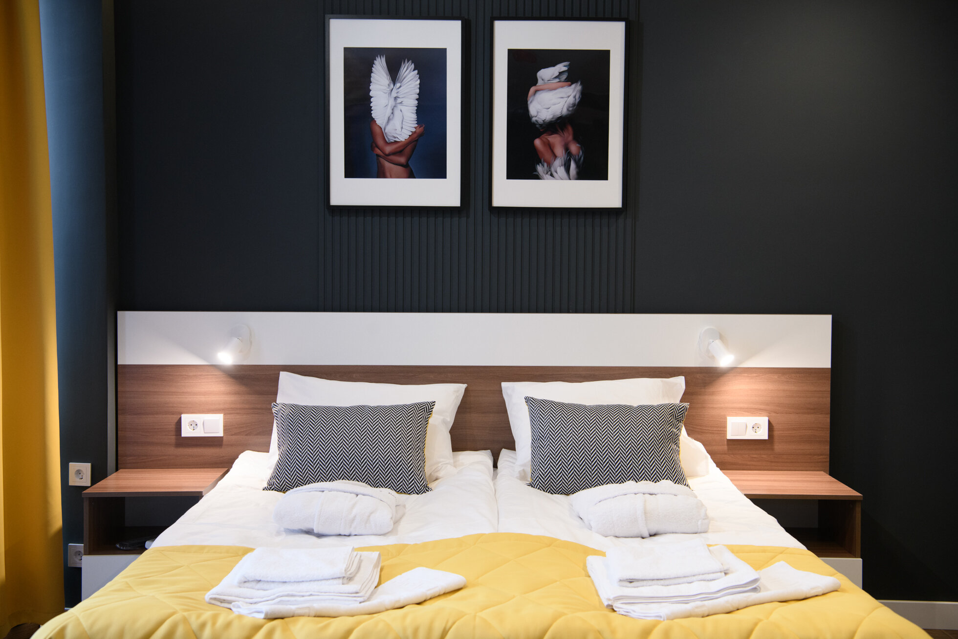 Фото Демократ на Краснопутиловской 111