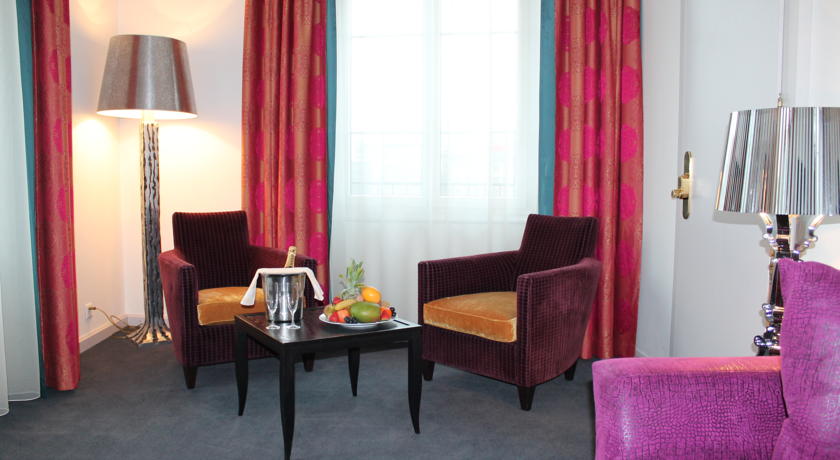 Фото The Ambassador