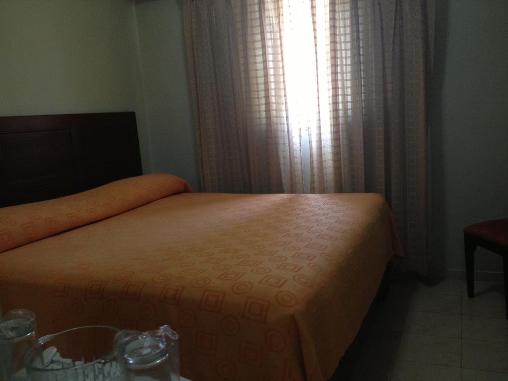 Фото Hotel Century Plaza