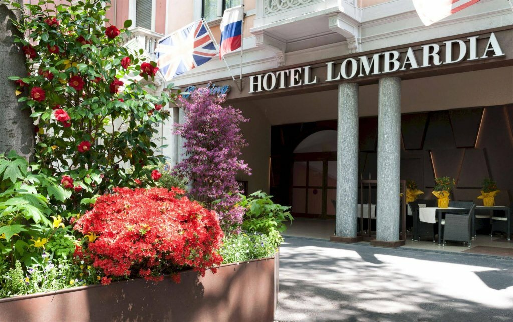 Фото отеля 1