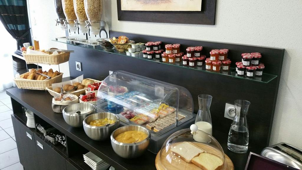 Фото Nemea Nancy Appart'hotel