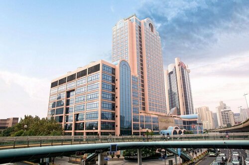 Гостиница Equatorial Hotel Shanghai в Шанхае