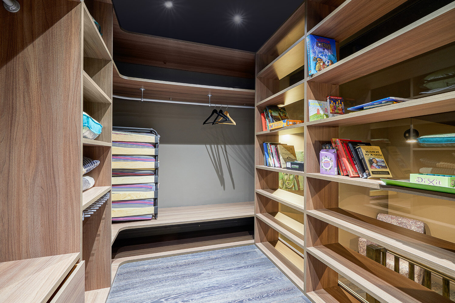 Фото Апартаменты на улице Чехова 1