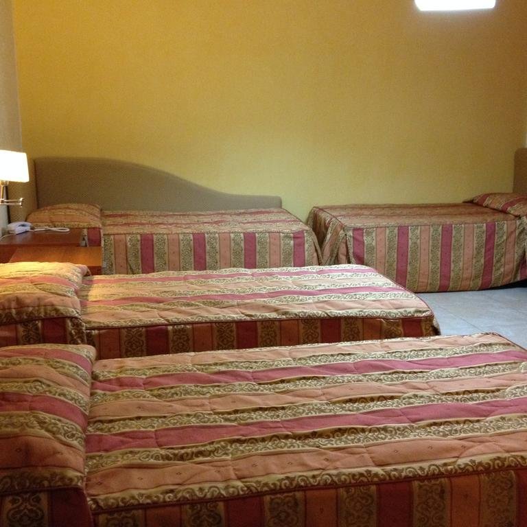 Фото Hotel Demar