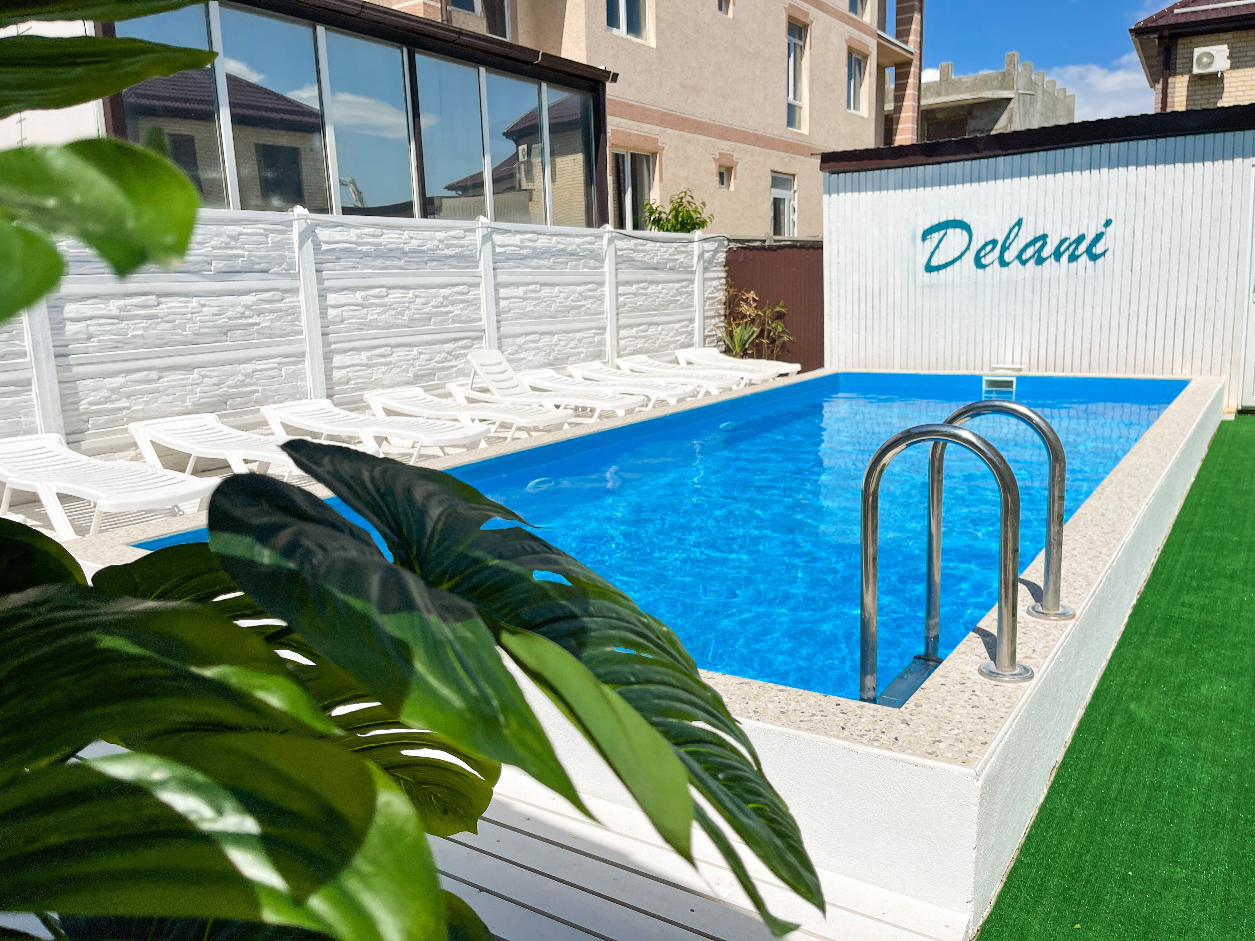 Фото Дэлани