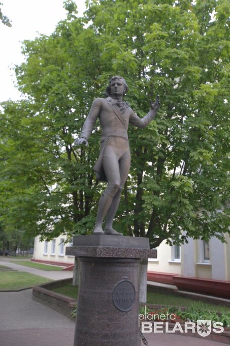 Genre sculpture Памятник Михалу Клеофасу Огинскому, Molodcheno, photo