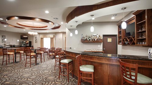 Гостиница Best Western Plus Fort Worth Forest Hill Inn & Suites