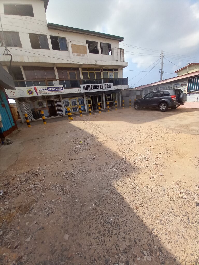 Auto accessories Annewetey Driv, Earth, photo