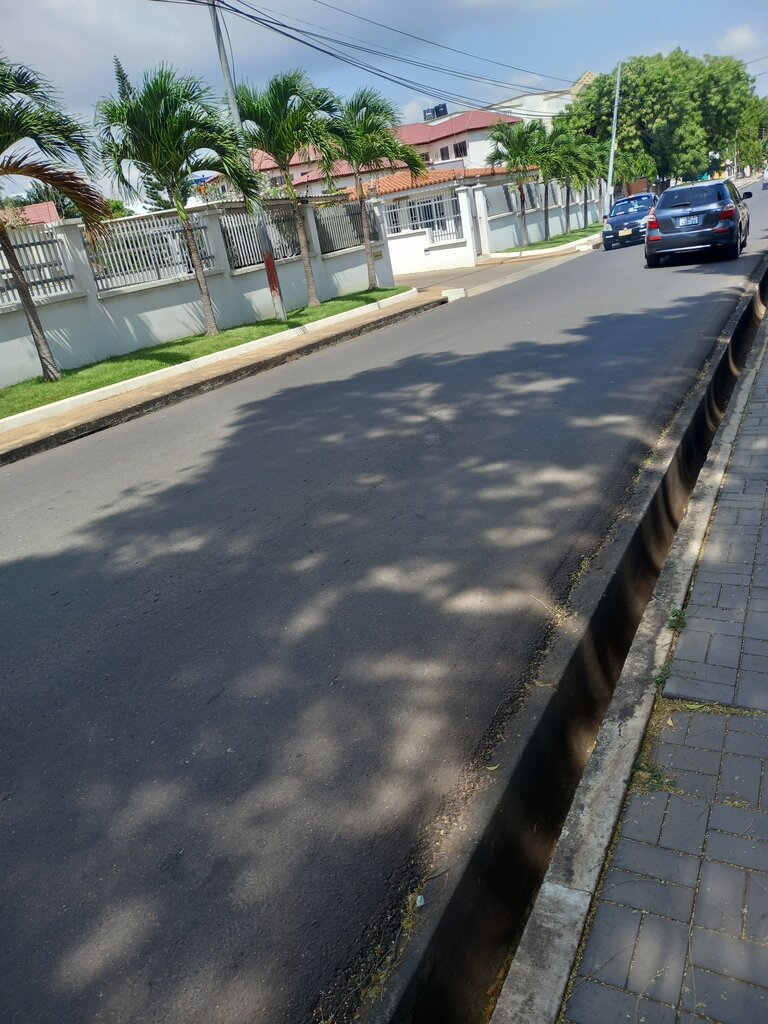 Hotel Carlotta's Court, Accra, photo