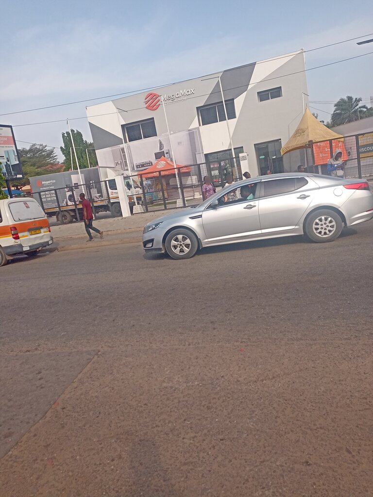 Electronics store Megamax, Accra, photo