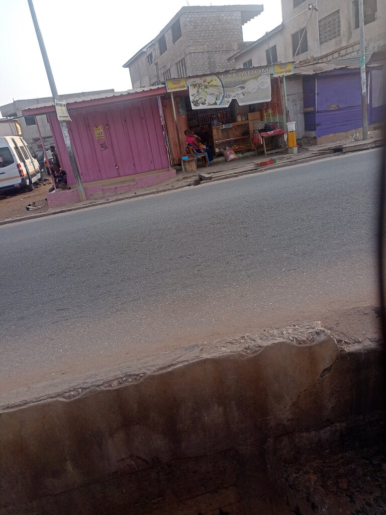 Vegetables and fruit wholesale Eye adom, Accra, photo