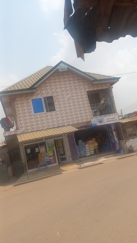 Grocery Ey3 Adom Wholesale, Accra, photo
