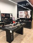Inglot (praspiekt Budaŭnikoŭ, 15Г), tienda de perfumes y cosmética