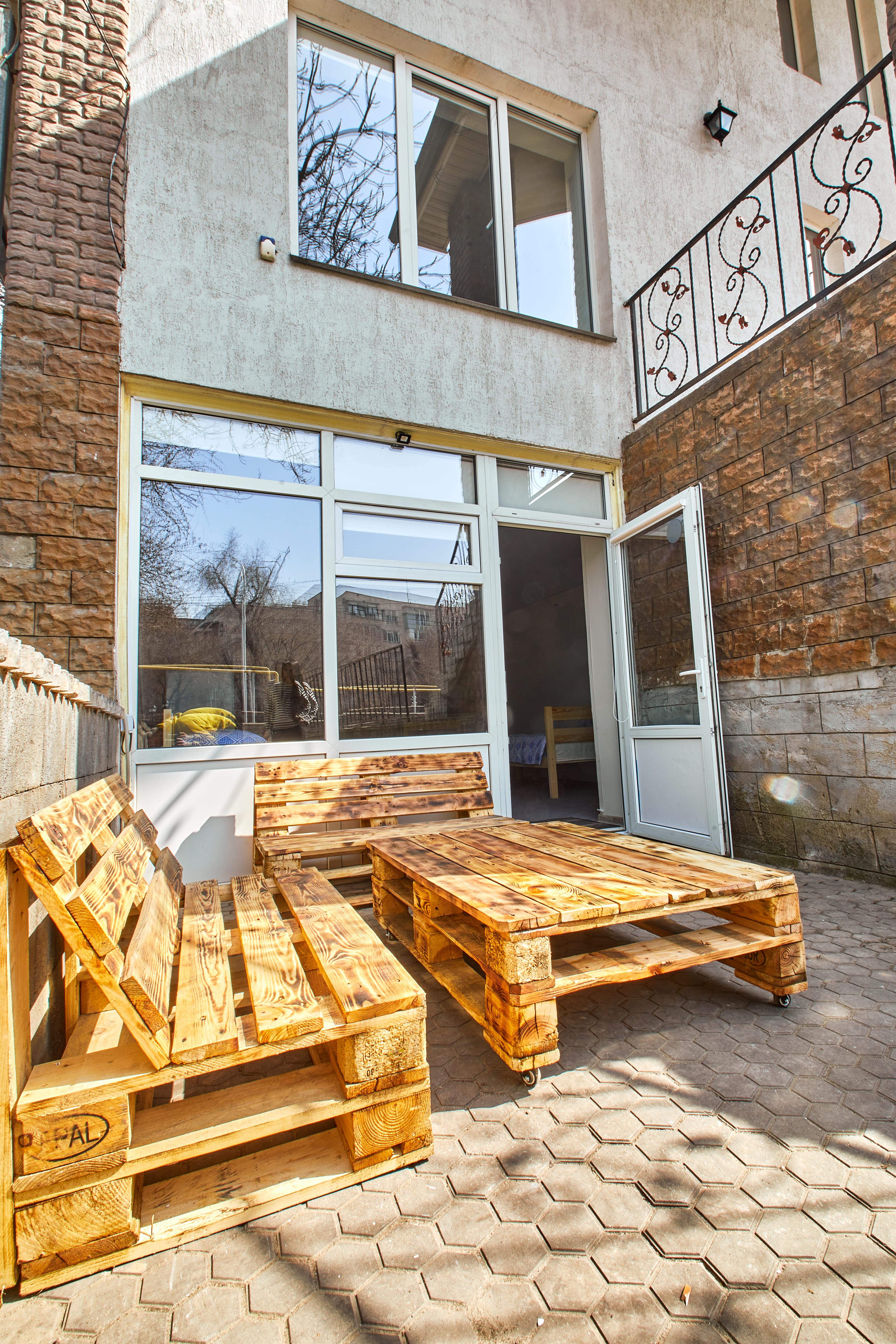 Фото Wanderlust hostel Riverside