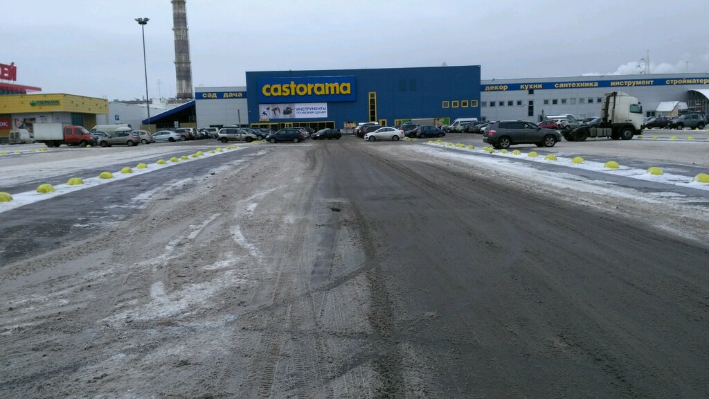 Hardware store Castorama, Saint Petersburg, photo