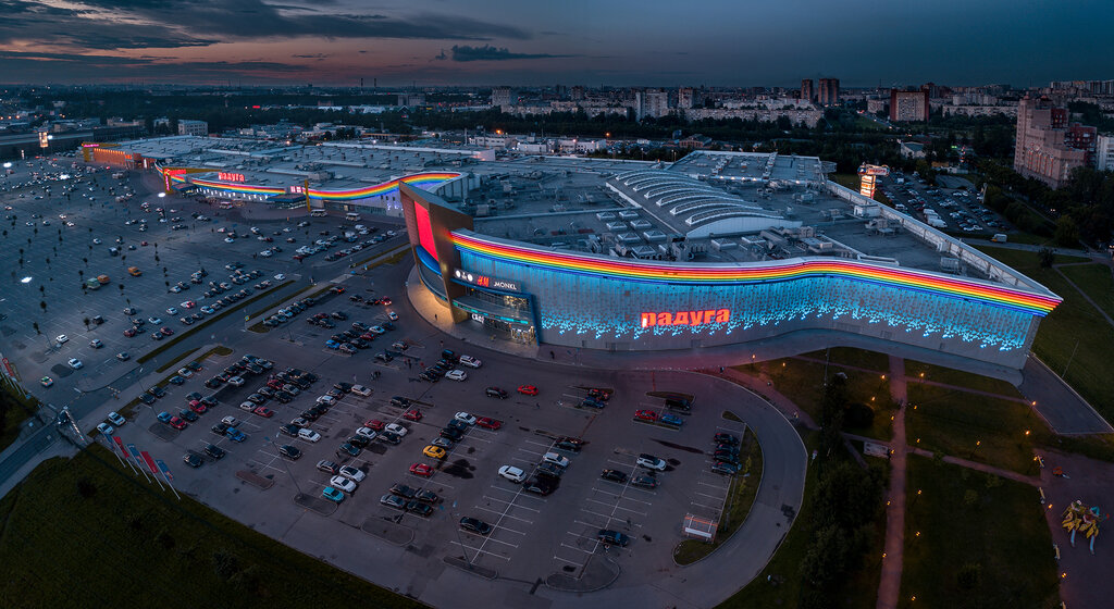 Shopping mall Piter Raduga, Saint Petersburg, photo