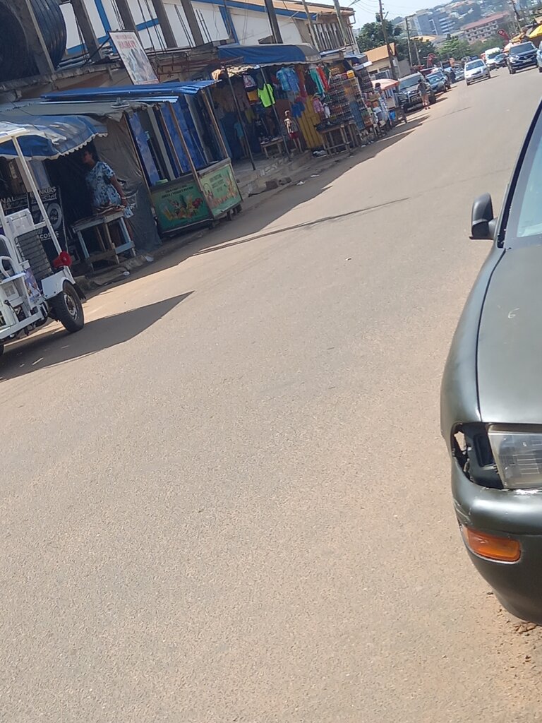 Vegetables and fruit wholesale Eden fruits and vegetables, Accra, photo