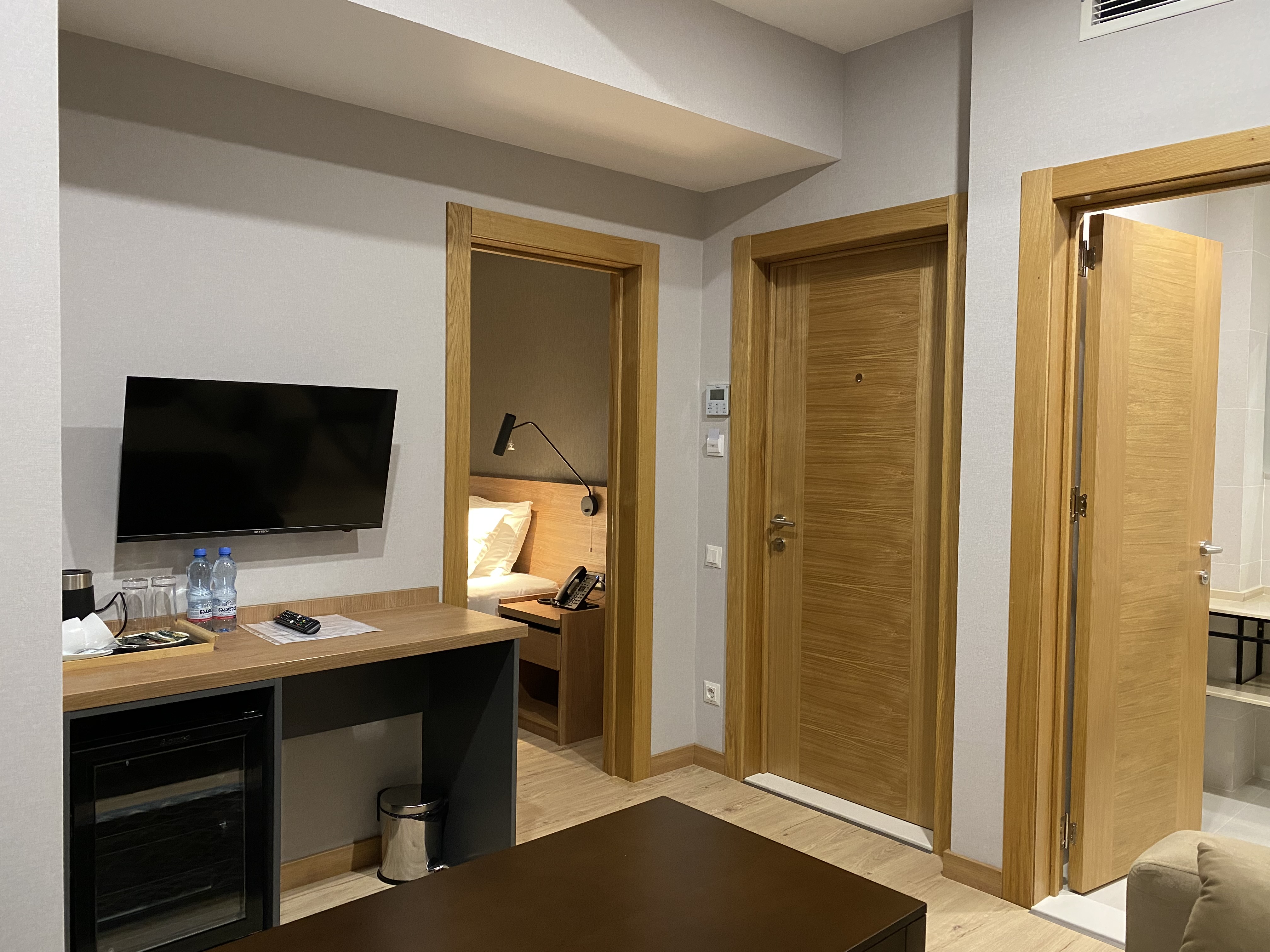 Фото Hotel Banovani