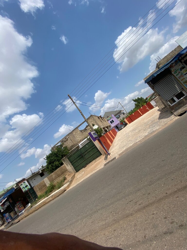 School Ninos Montessori School, Accra, photo