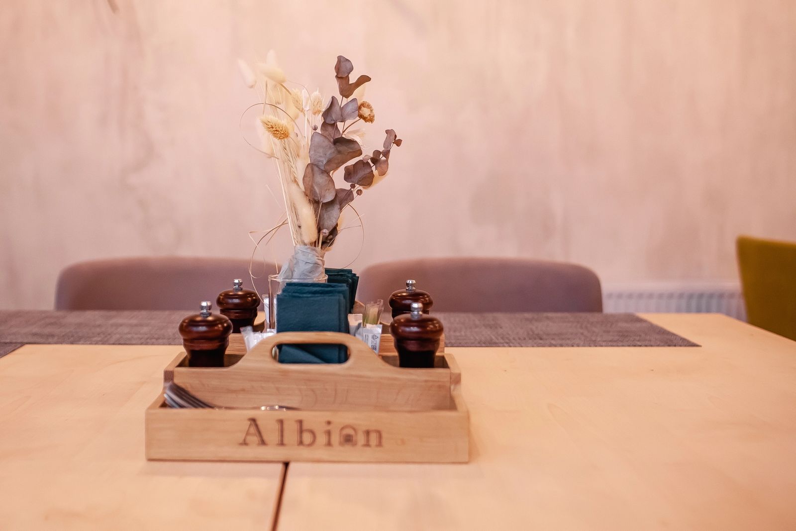 Фото Альбион