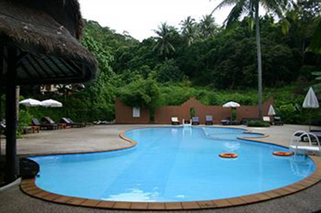 Фото Phi Phi Bayview & Premier Resort