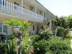 Guest House Karina (село Поповка, Солнечная улица, 44) ، فندق