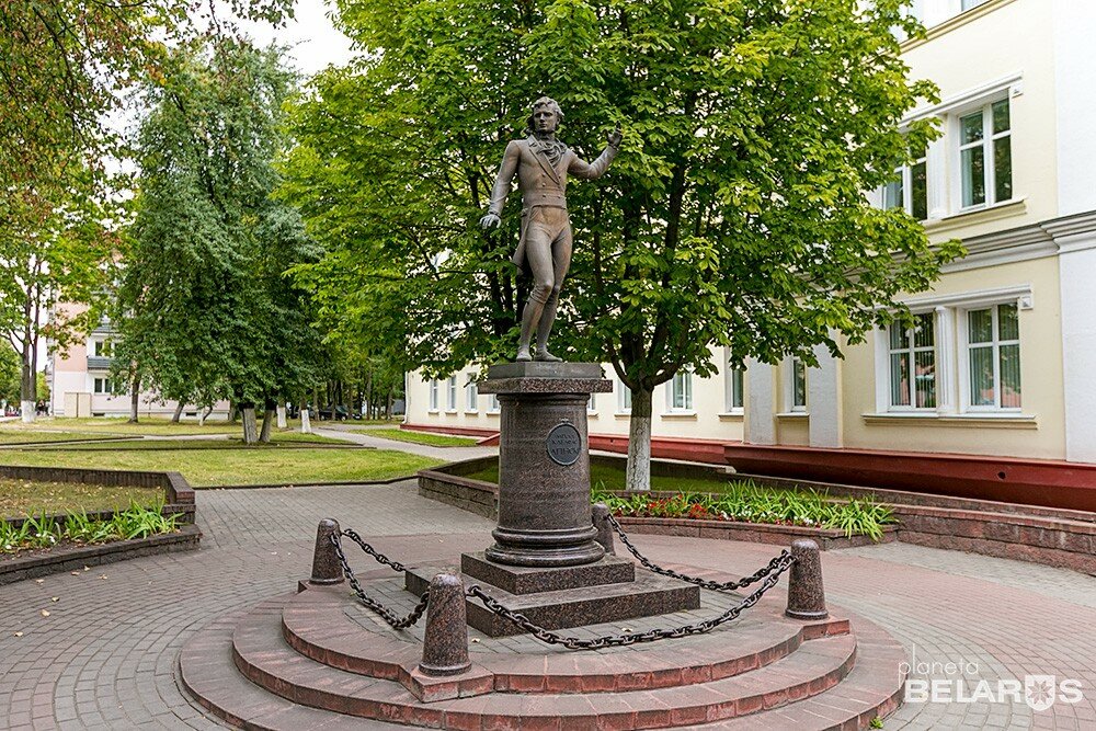Genre sculpture Памятник Михалу Клеофасу Огинскому, Molodcheno, photo