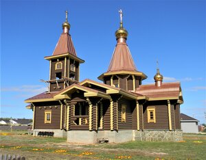 Церковь Рождества Пресвятой Богородицы в Реке Деме (Оренбургская ул., 20, посёлок Река Дёма), православный храм в Оренбургской области