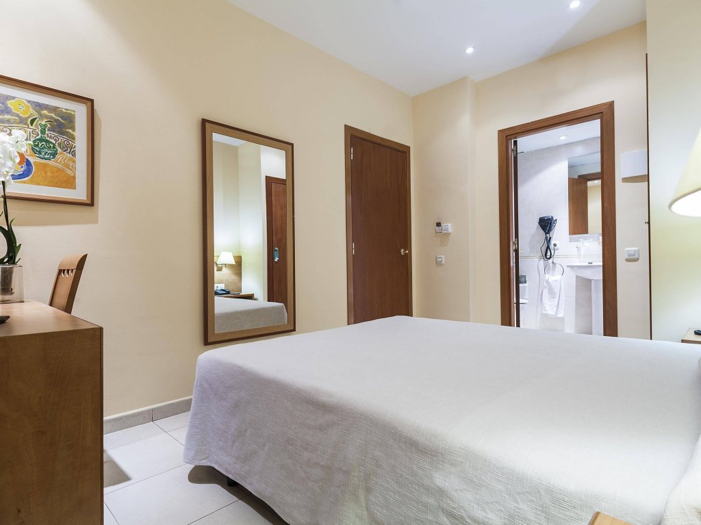 Фото Hotel Chic&basic Lemon Barcelona