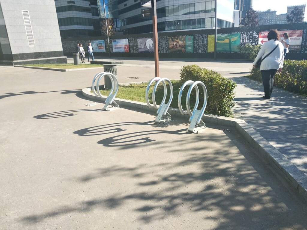 Bicycle parking Velosipednaya parkovka № 11020 metro Mezhdunarodnaya, Moscow, photo