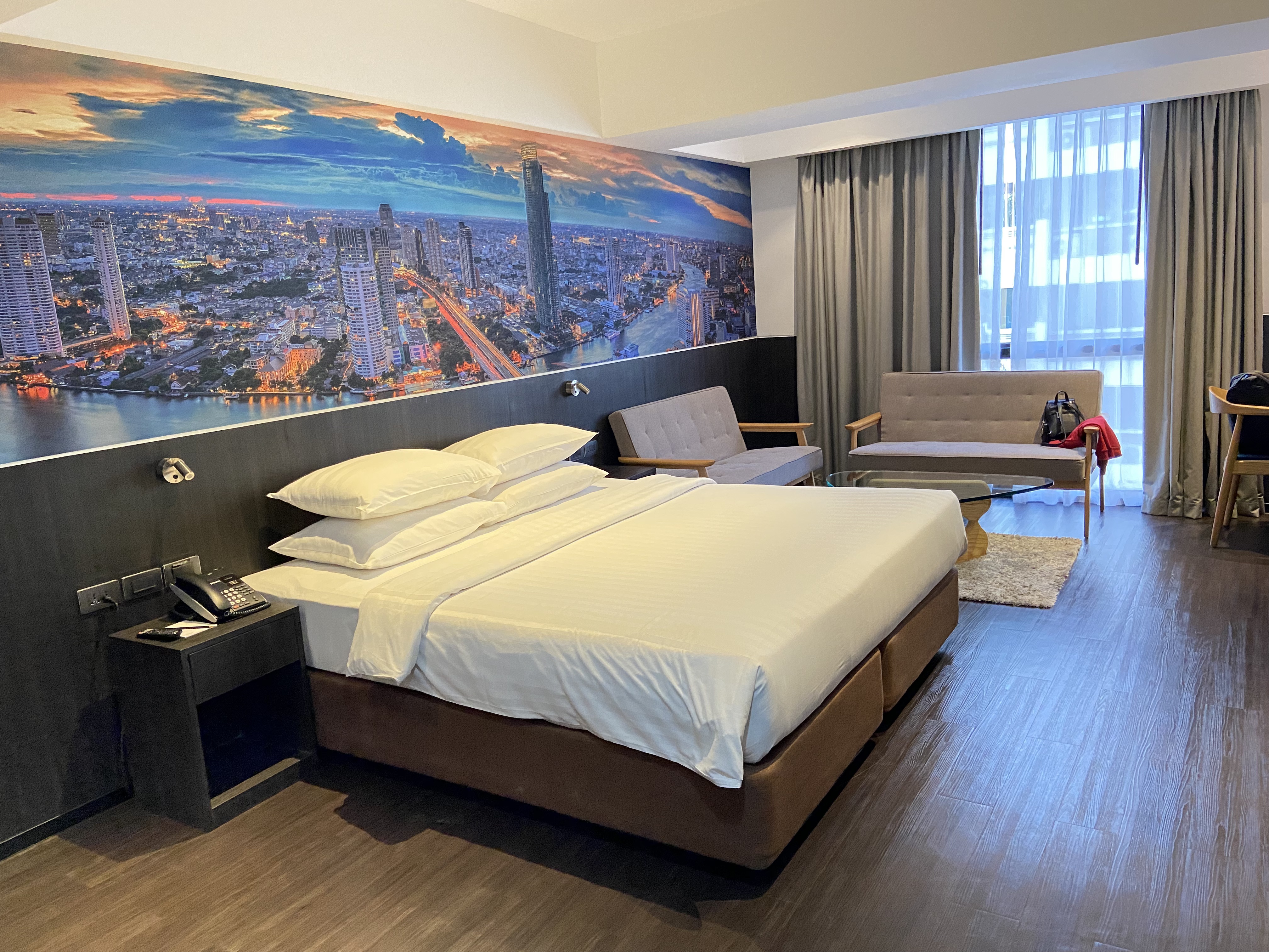 Фото Galleria 12 Sukhumvit Bangkok by Compass Hospitality