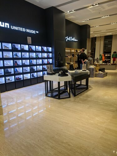 United Nude . 15 . 1