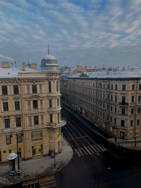 Фото Демократ на Невском 147