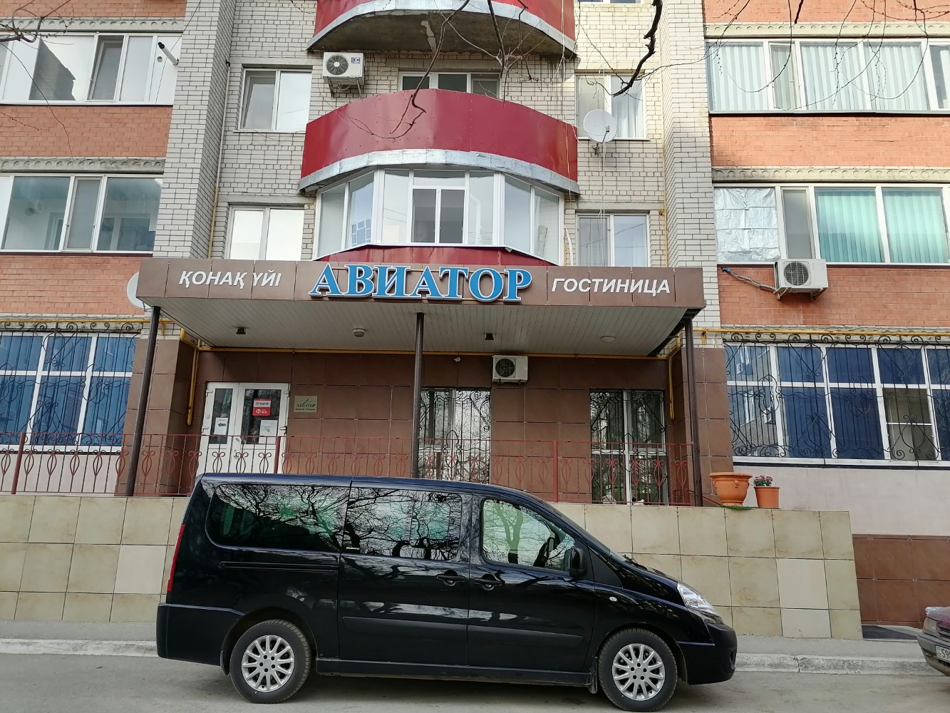 Фото отеля 1