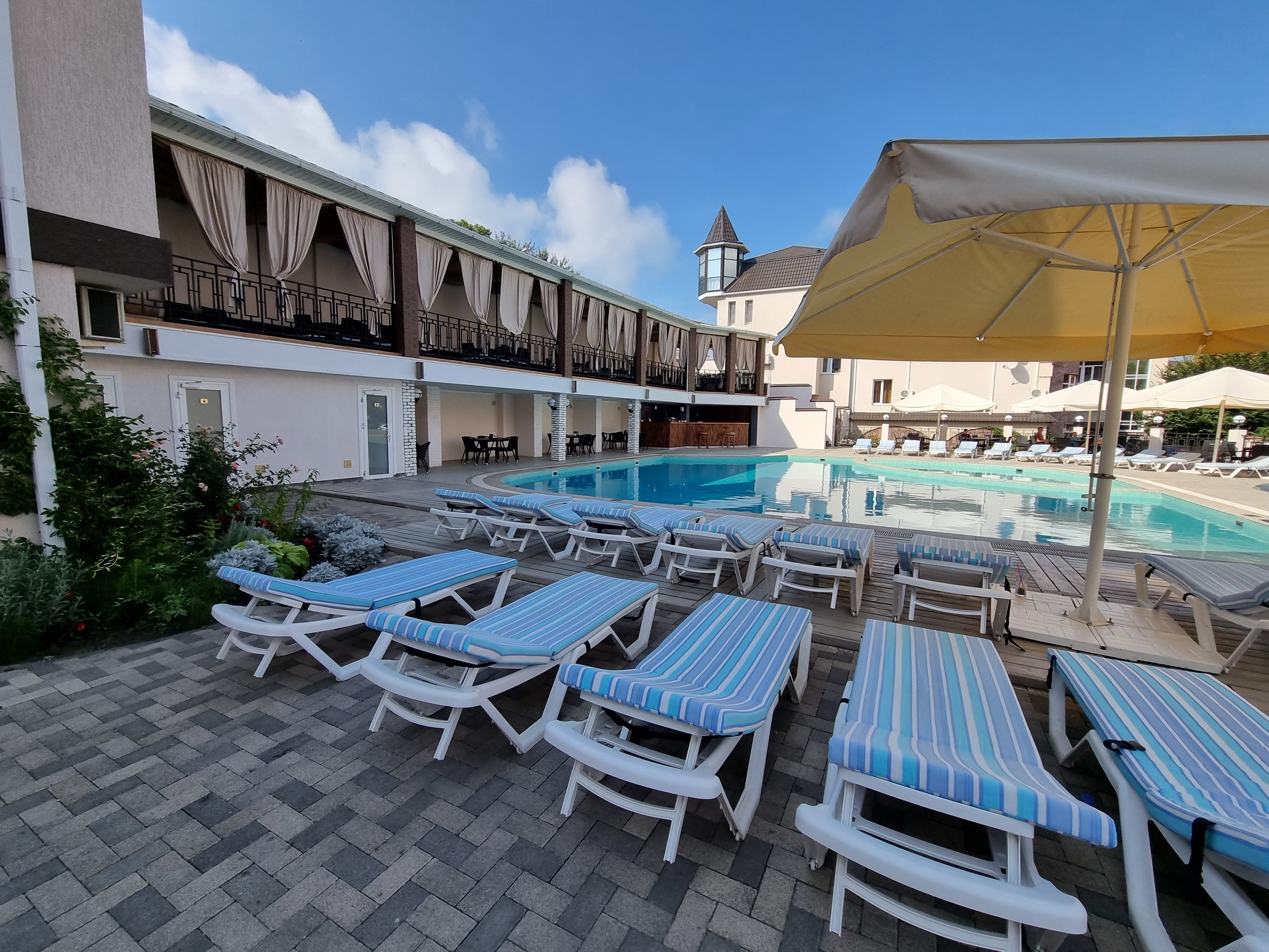 Фото Дельмонт