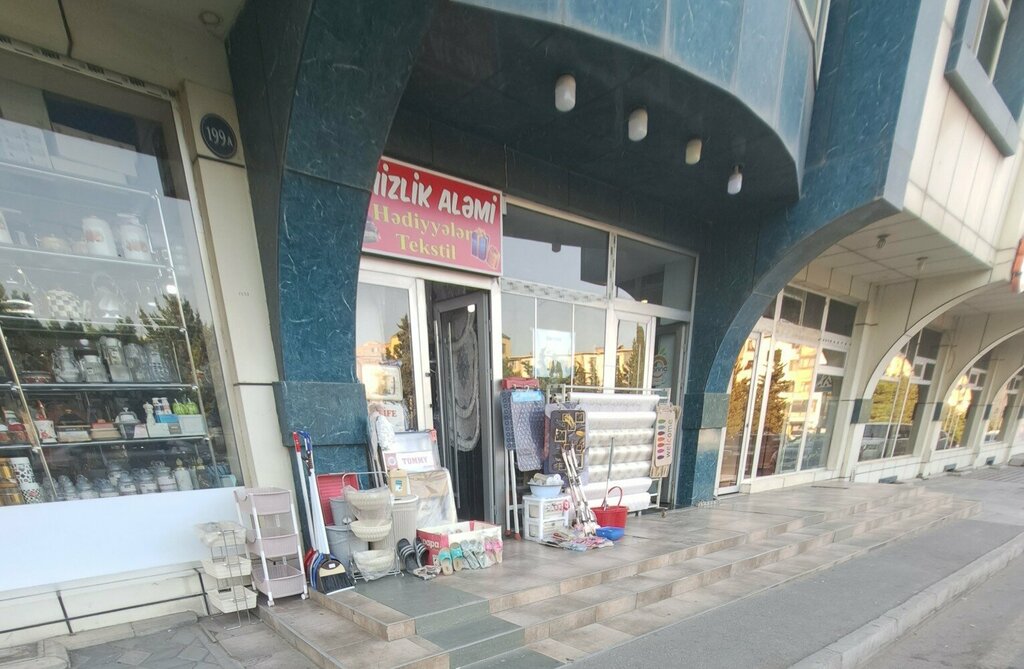 Qab-qacaq mağazası Cehizlik Aləmi, Bakı, foto