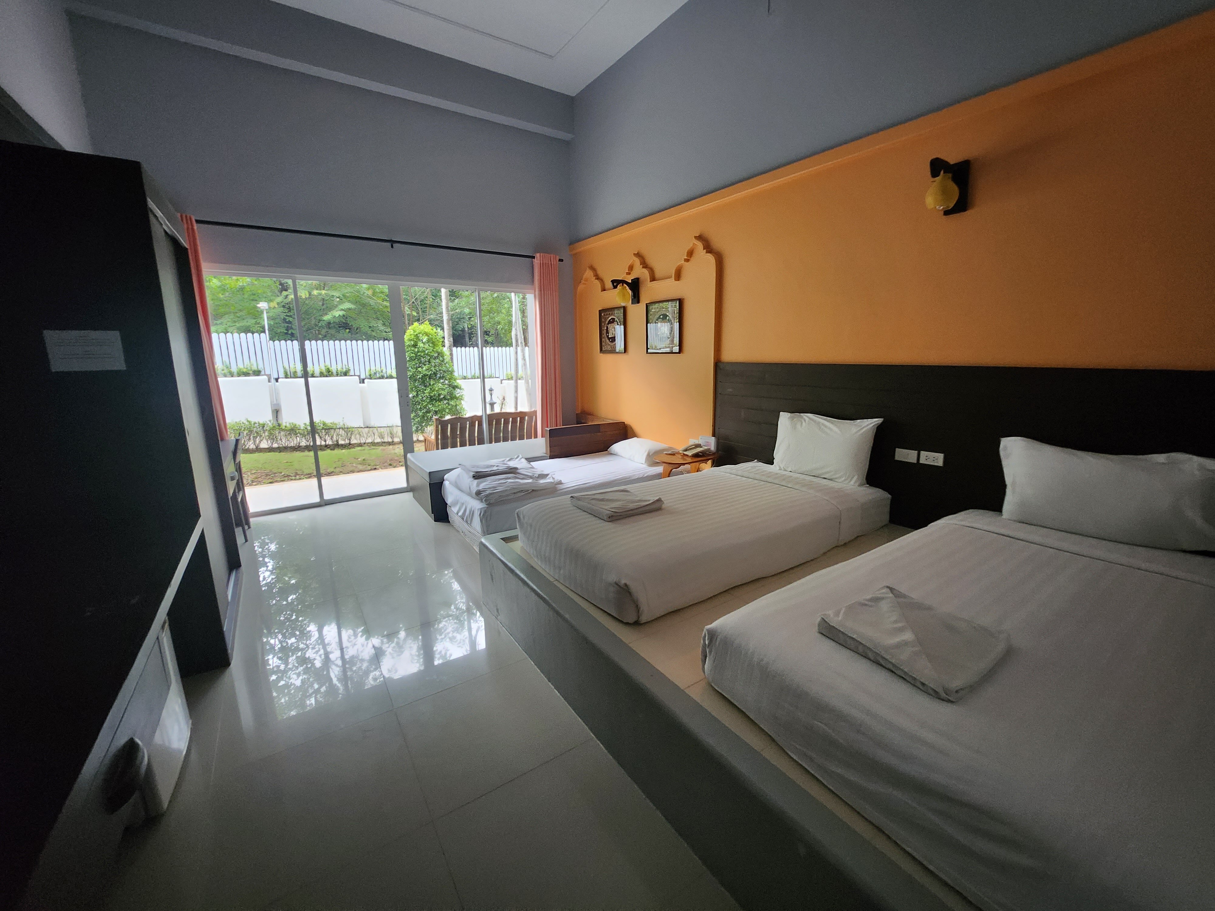 Фото Anyavee Nam Mao Beach Resort